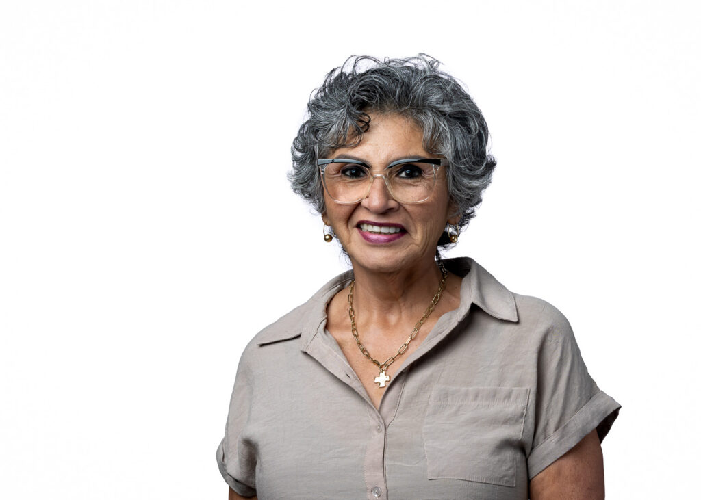 Elizabeth Villalobos
